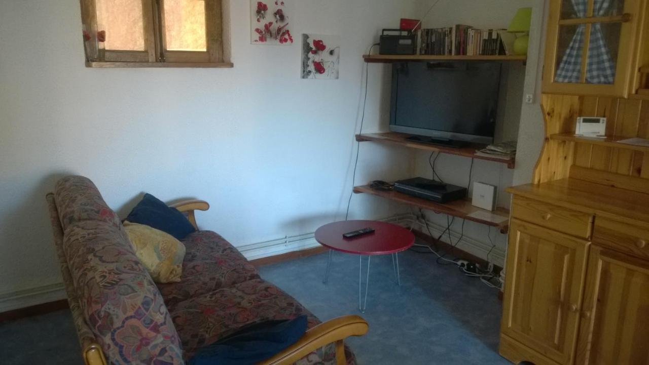 Isatis Apartment Bagneres-de-Bigorre Bagian luar foto